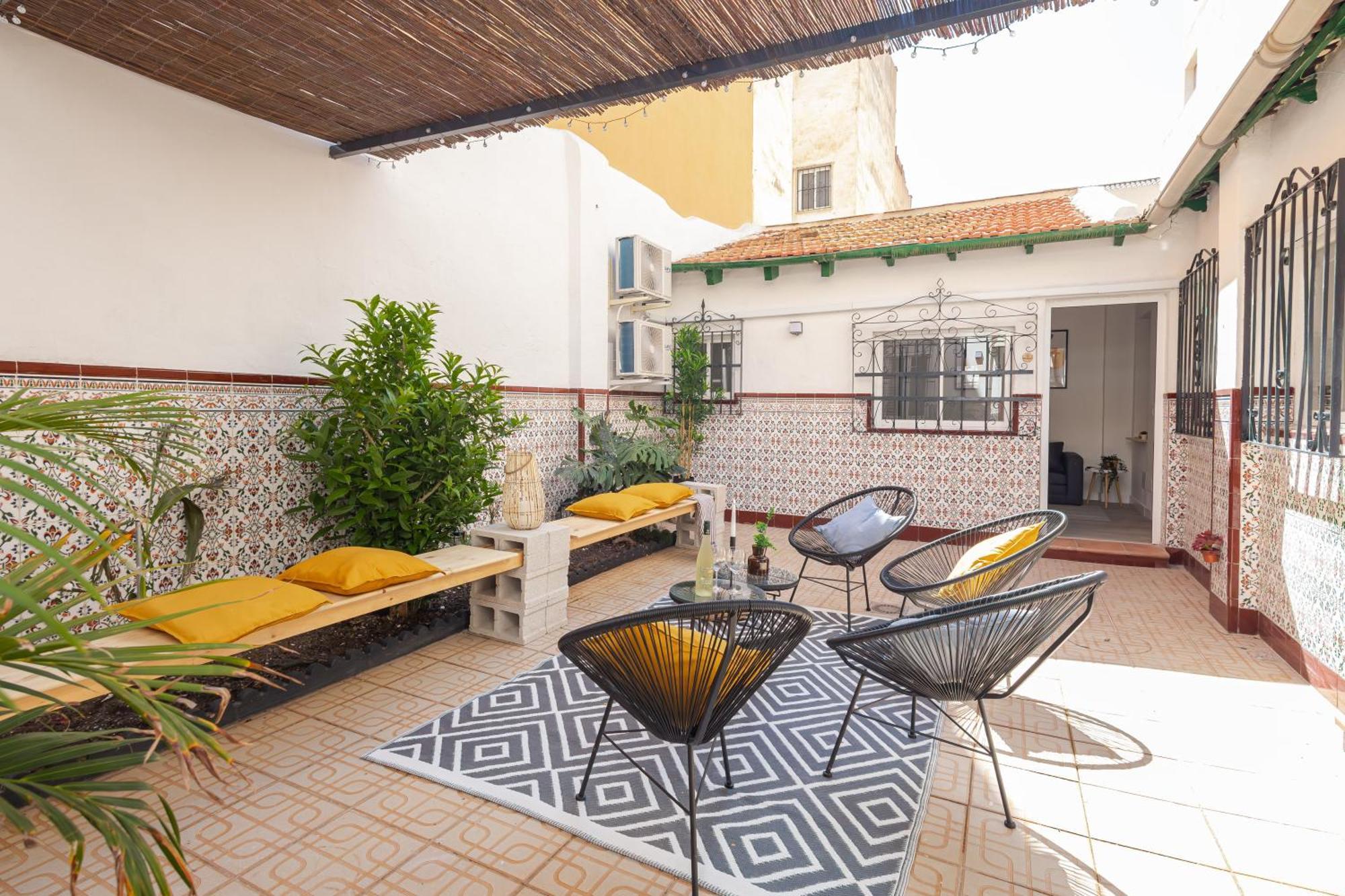 Nordik Rooms Urban - Trinidad "Mariehamn" Malaga Exterior photo